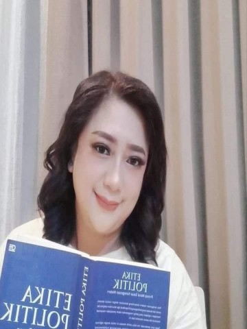 Photo of Angie Wuysang Photo of Angie Wuysang