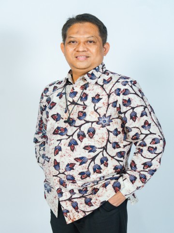 Photo of H. Ahmad Mutaqqin, S.Ag., M.Ag., M.A., Ph.D.